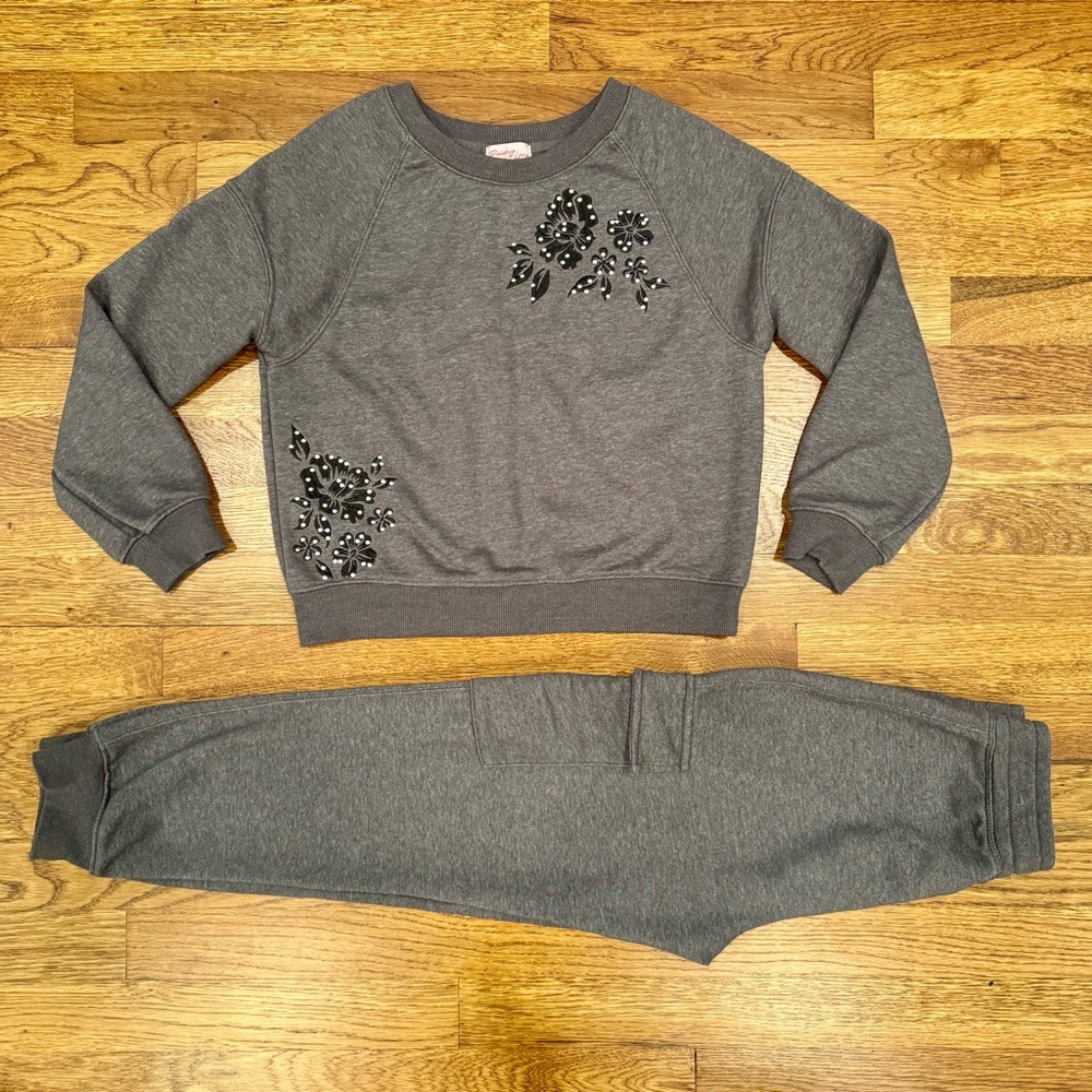 Paisley Lane Charcoal Kids Sweatshirt and Joggers Set - EC - Size 8